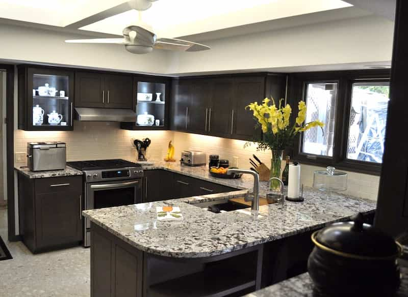 mid sized kitchen peart homes