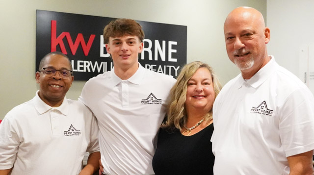 Peart Homes Builder and Real Estate Team