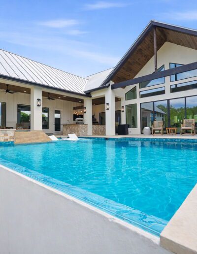 web or mls EXTERIORS Image Apr AM