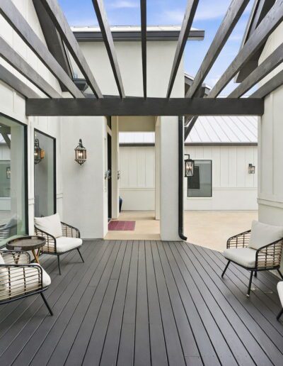 web or mls EXTERIORS Image Apr AM